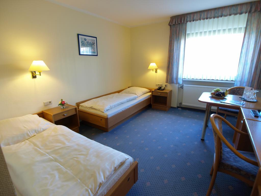 Hotel Landhaus Silbertanne Ротенбург-на-Фульде Экстерьер фото