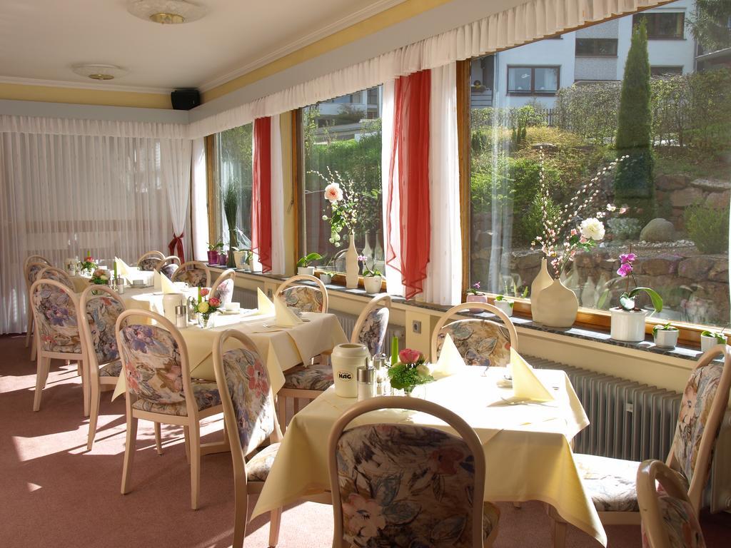 Hotel Landhaus Silbertanne Ротенбург-на-Фульде Экстерьер фото
